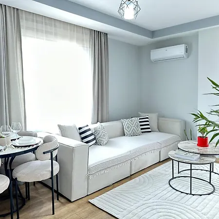Merkezde 2 Odali Minimalist Ev Apartment Ciftlik (Mersin)